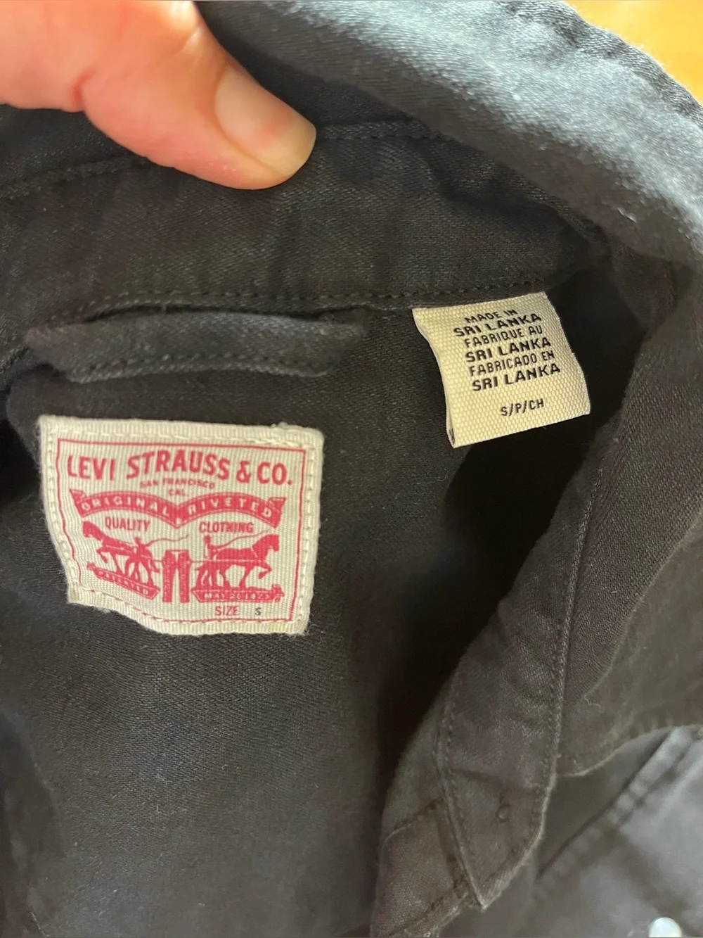 Levi’s black thin denim western shirt coastal cowboy snap pearl button front S - Picture 2 of 10